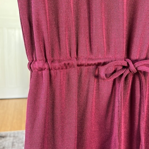 DYNAMITE Sleeveless Crew Neck Dress Maroon XS - Picture 2 of 12